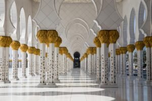 Dubai: A Mirage of Modern Wonders